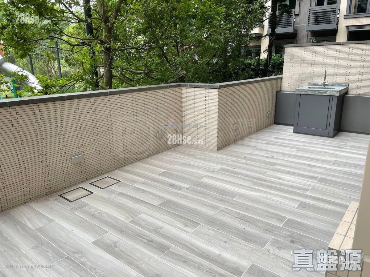 Wetland Seasons Park Sell 2 Bedrooms , 1 Bathroom 402 ft²