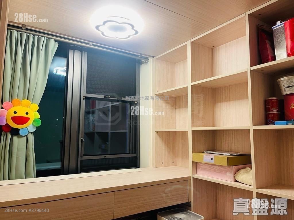 Wetland Seasons Park Sell 2 Bedrooms , 1 Bathroom 402 ft²