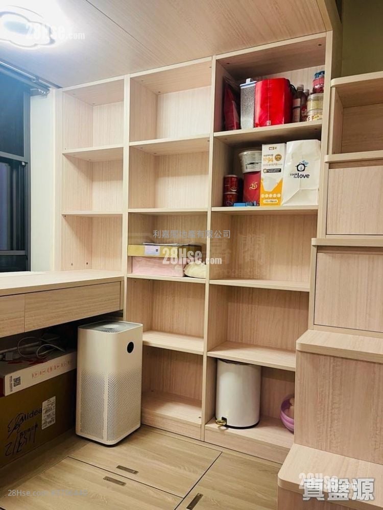 Wetland Seasons Park Sell 2 Bedrooms , 1 Bathroom 402 ft²