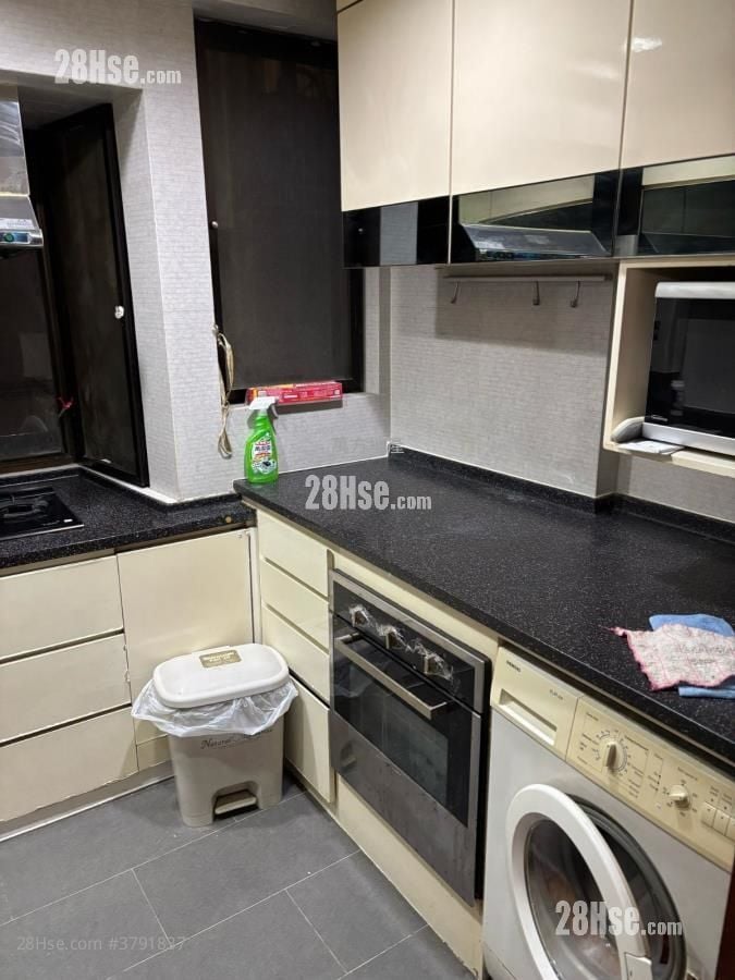 富豪花园 售盘 3 房 , 1 浴室 670 平方尺