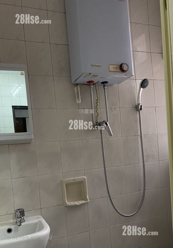 Chung Nam Mansion Rental 2 Bedrooms , 1 Bathroom 361 ft²