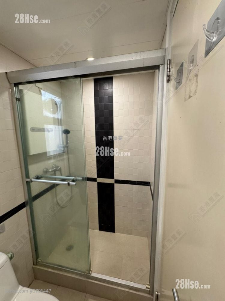 Metro Harbour View Sell 1 Bathroom 338 ft²