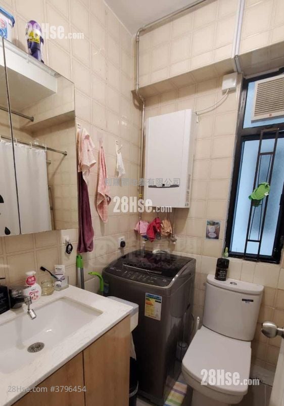 康怡花园 售盘 2 房 , 1 浴室 480 平方尺