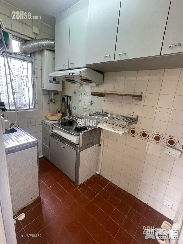 City One Shatin Sell 3 Bedrooms 451 ft²