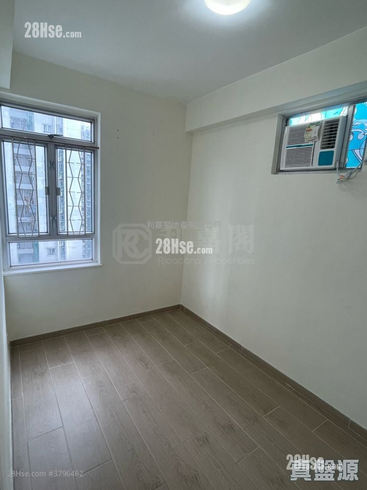City One Shatin Sell 3 Bedrooms 451 ft²