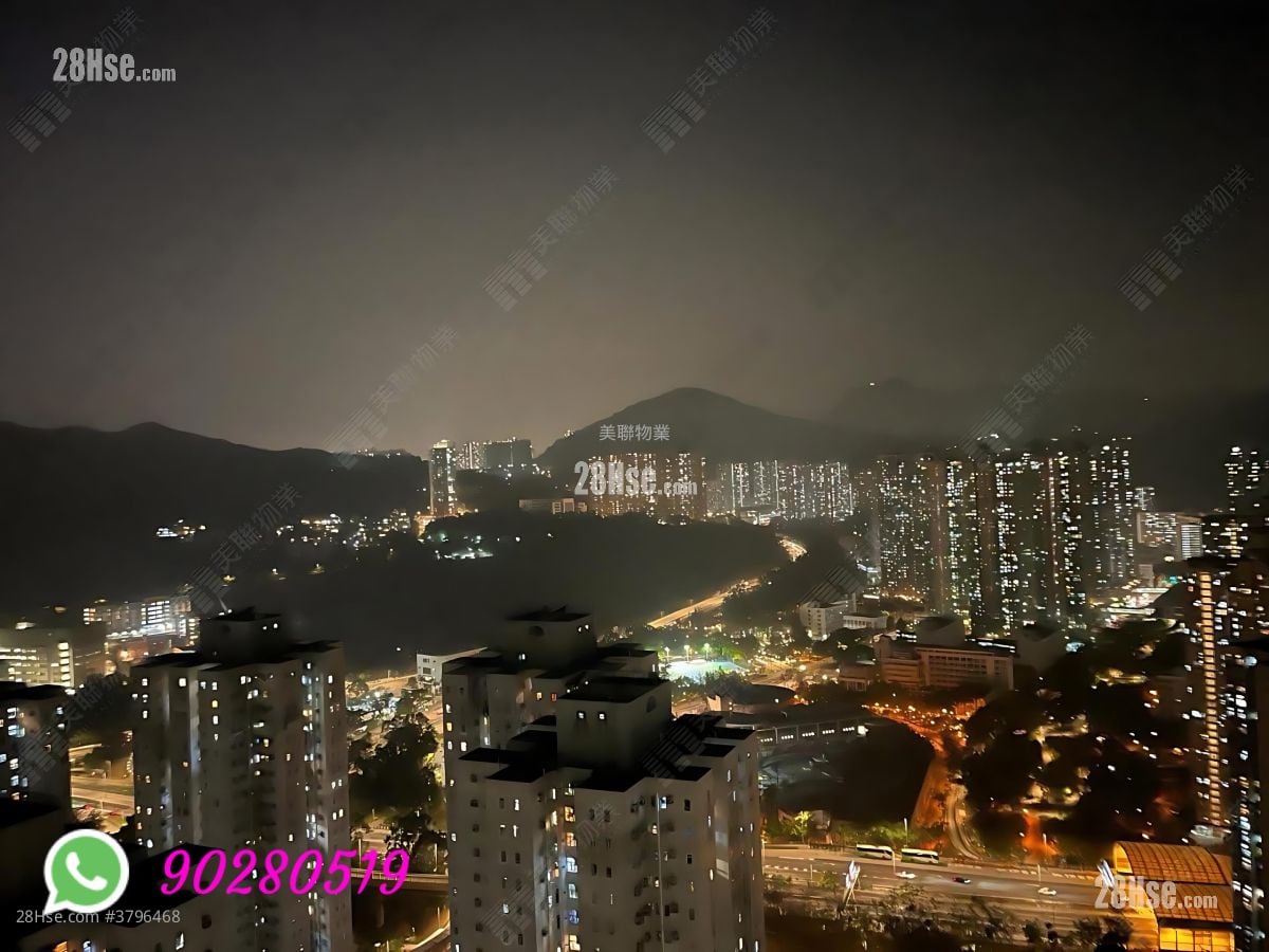 Residence Oasis Sell 3 Bedrooms 667 ft²