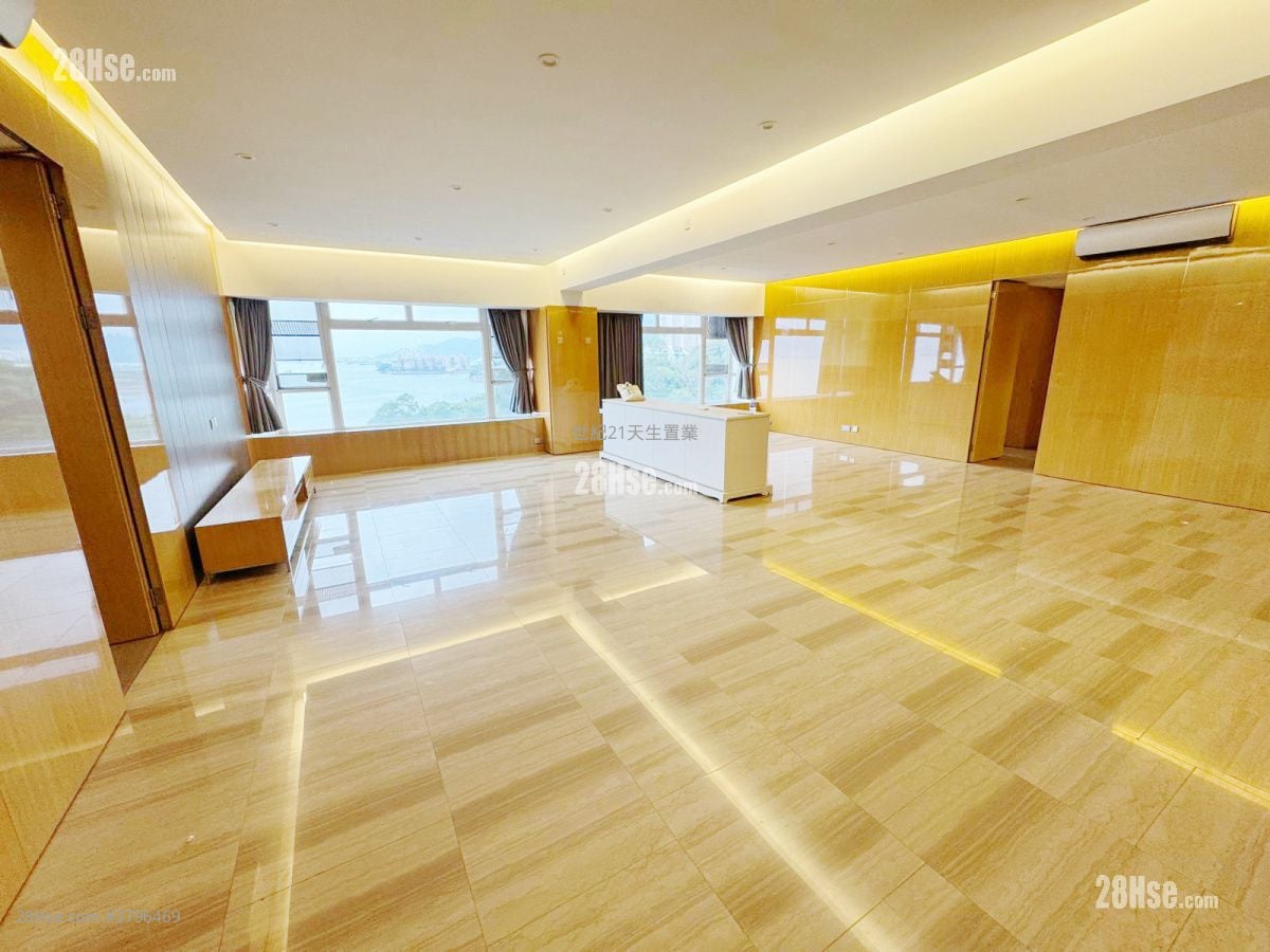 Aqua Blue Rental 5+ Bedrooms , 5+ Bathrooms 1,226 ft²