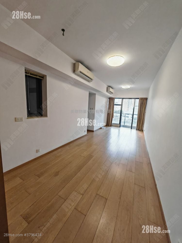 The Wings Rental 3 Bedrooms , 2 Bathrooms 799 ft²