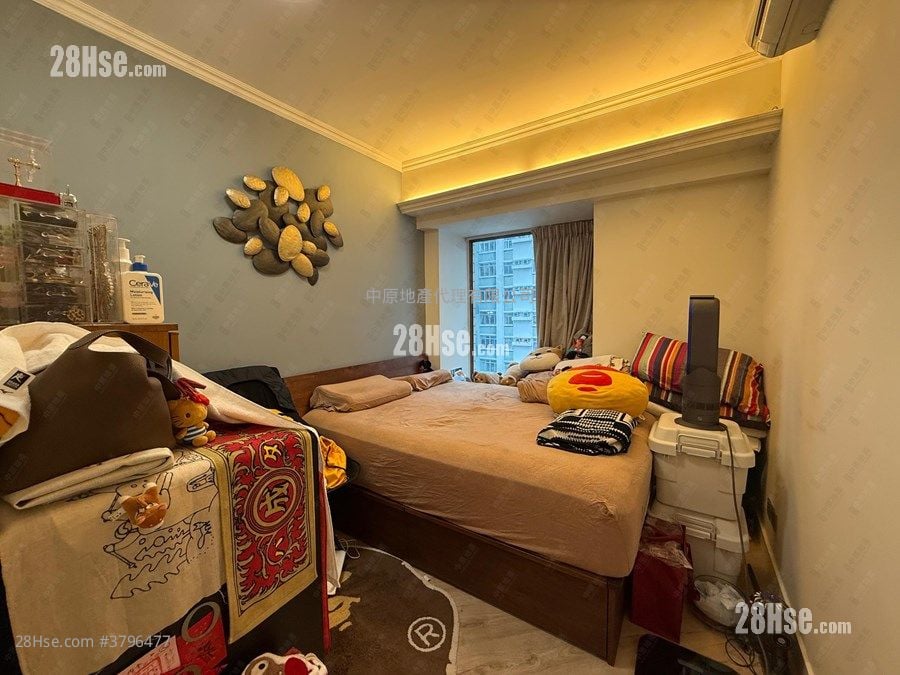 Serenade Cove Sell 2 Bedrooms , 1 Bathroom 555 ft²