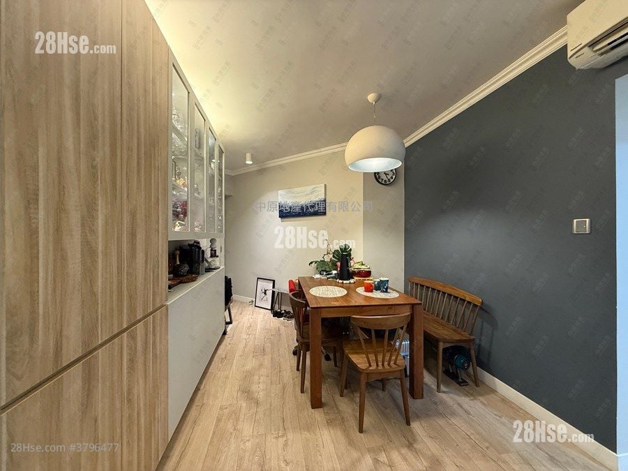 Serenade Cove Sell 2 Bedrooms , 1 Bathroom 555 ft²