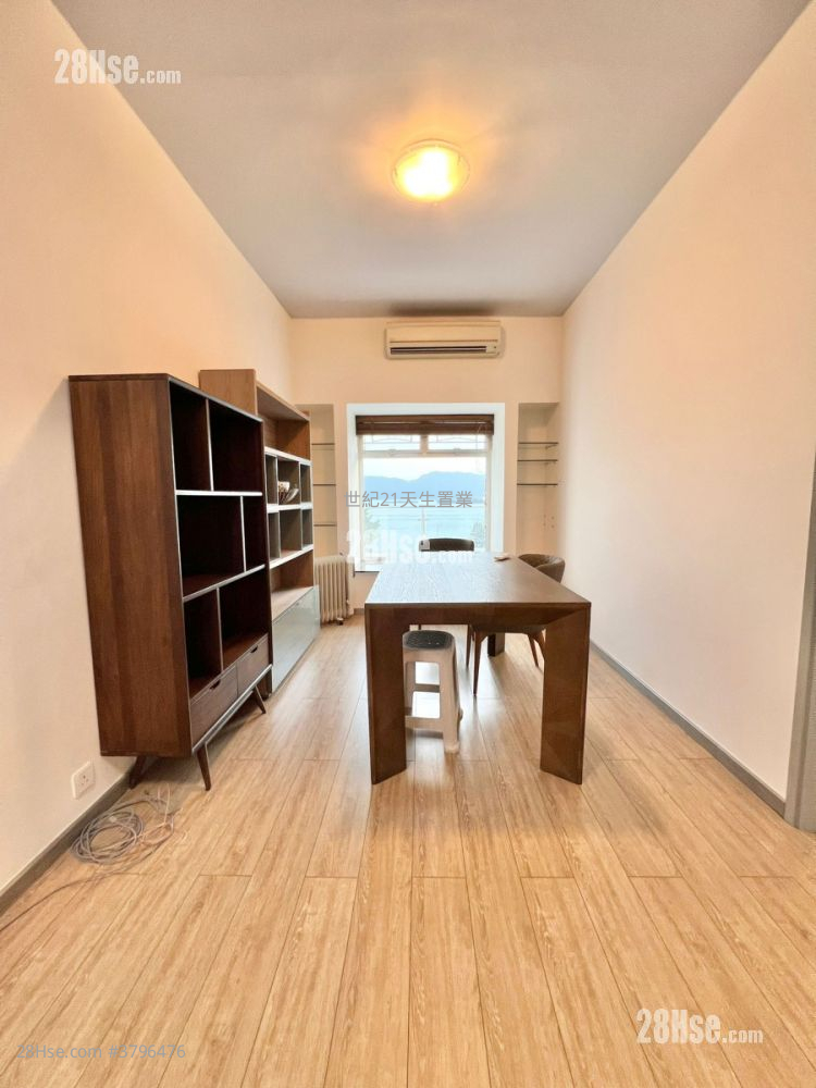 South Sea Villa Rental 4 Bedrooms , 3 Bathrooms 1,884 ft²