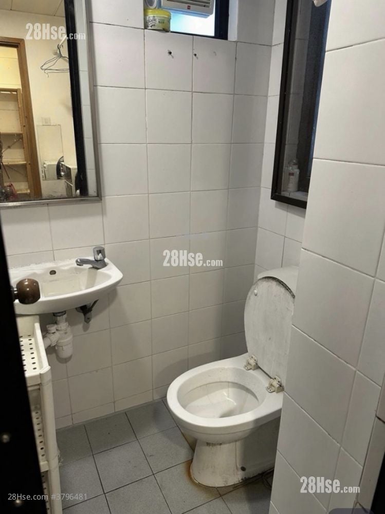 The Leighton Hill Rental 4 Bedrooms , 3 Bathrooms 1,724 ft²