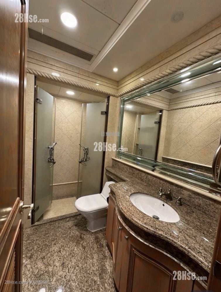 The Leighton Hill Rental 4 Bedrooms , 3 Bathrooms 1,724 ft²