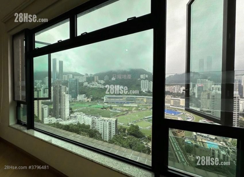 The Leighton Hill Rental 4 Bedrooms , 3 Bathrooms 1,724 ft²