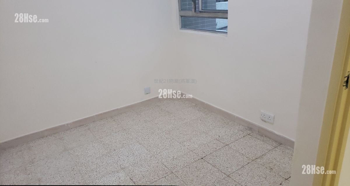 King Ming Court Sell 3 Bedrooms , 1 Bathroom 554 ft²