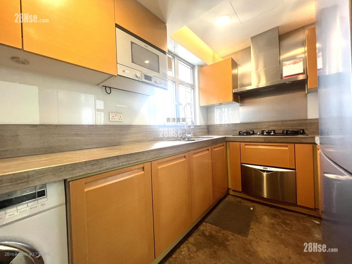 海桃湾 售盘 3 房 , 2 浴室 791 平方尺