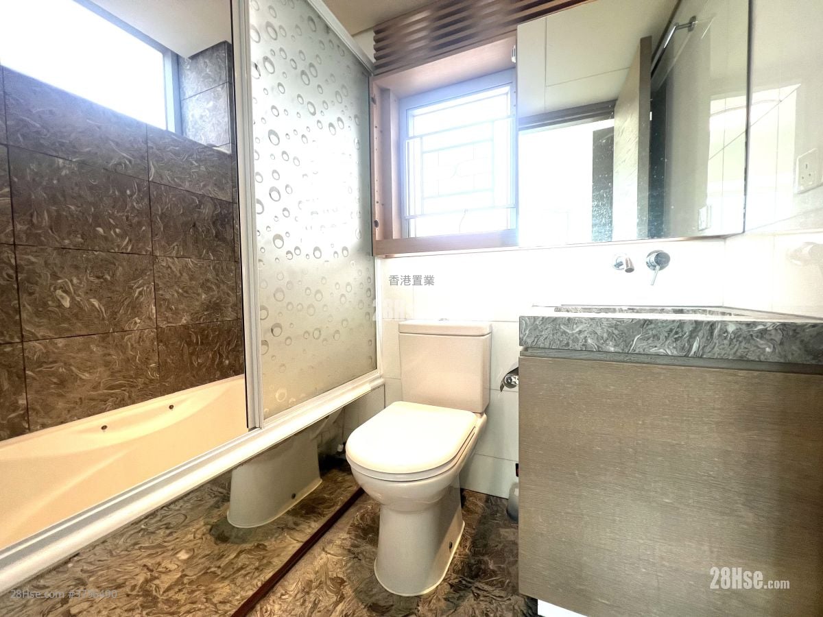 海桃湾 售盘 3 房 , 2 浴室 791 平方尺