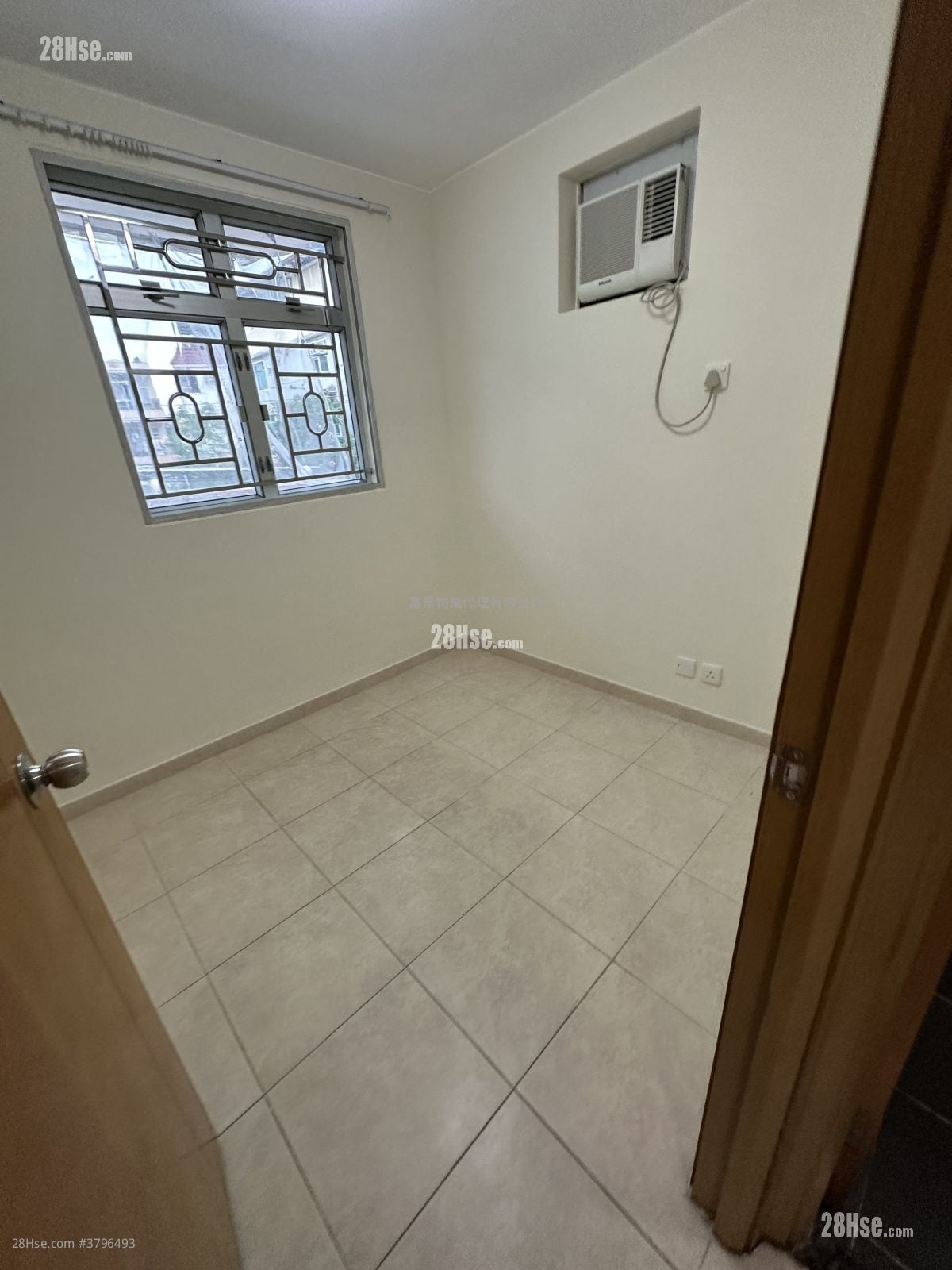 Kam Fung Garden Rental 3 Bedrooms , 1 Bathroom 650 ft²