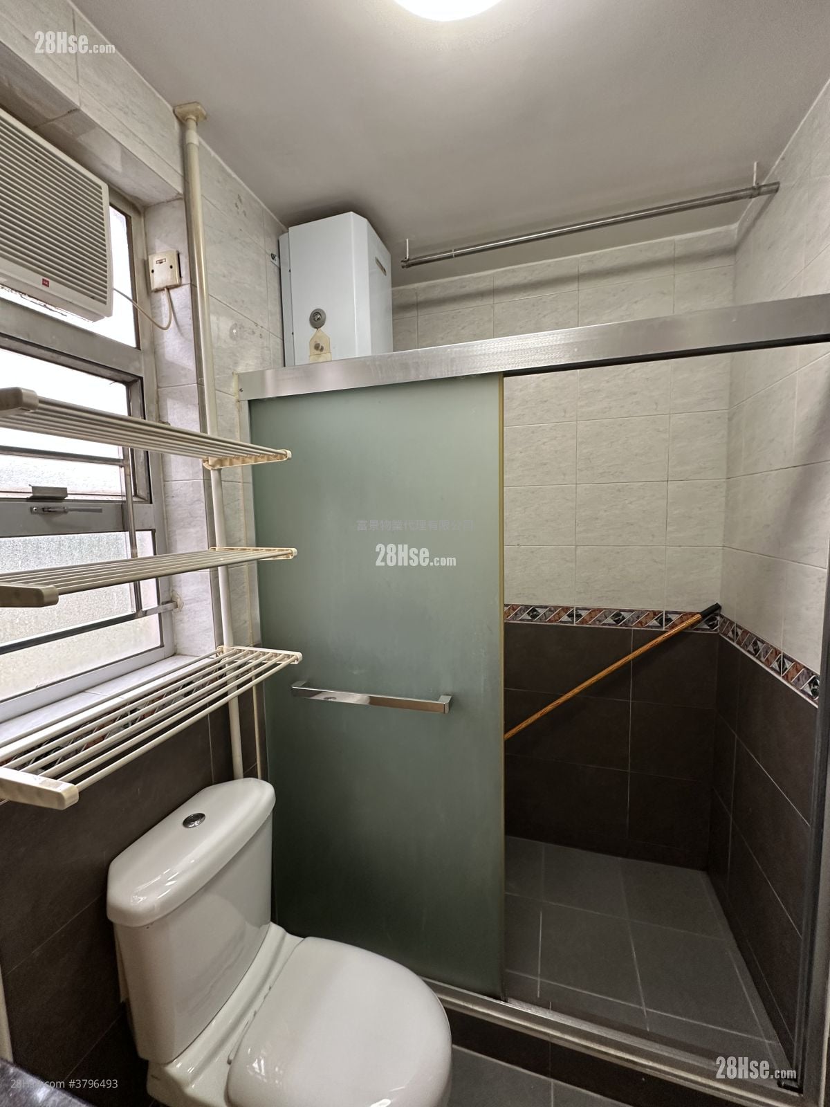 Kam Fung Garden Rental 3 Bedrooms , 1 Bathroom 650 ft²