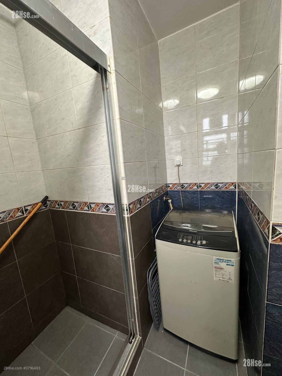 Kam Fung Garden Rental 3 Bedrooms , 1 Bathroom 650 ft²