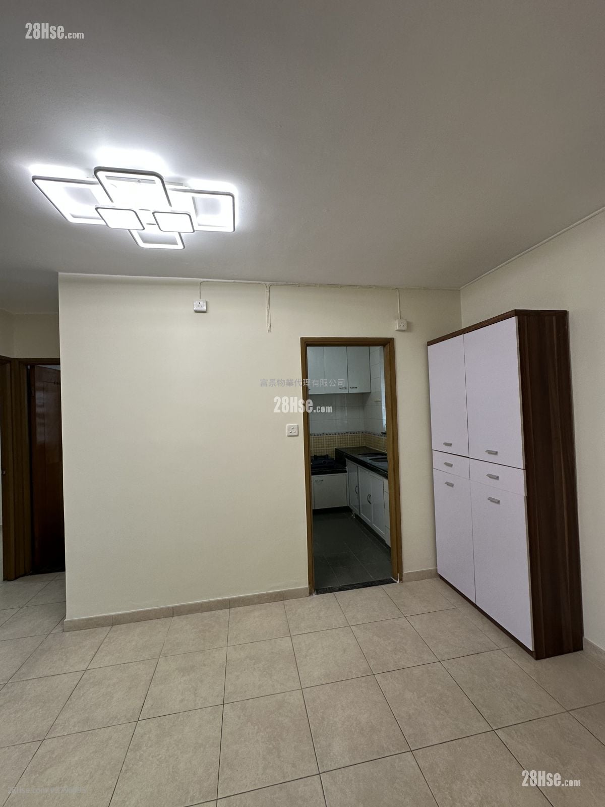 Kam Fung Garden Rental 3 Bedrooms , 1 Bathroom 650 ft²