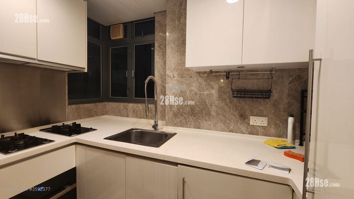 盈峰一号 租盘 2 房 , 1 浴室 530 平方尺