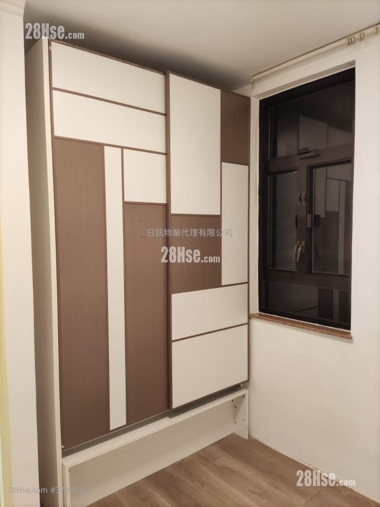 Luk Yeung Sun Chuen Rental 2 Bedrooms , 1 Bathroom 445 ft²
