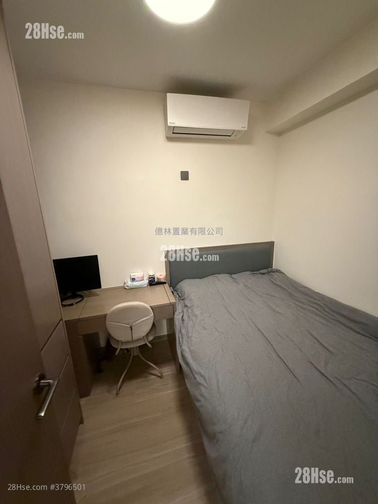 Bauhinia Garden Sell 1 Bedroom , 1 Bathroom 427 ft²