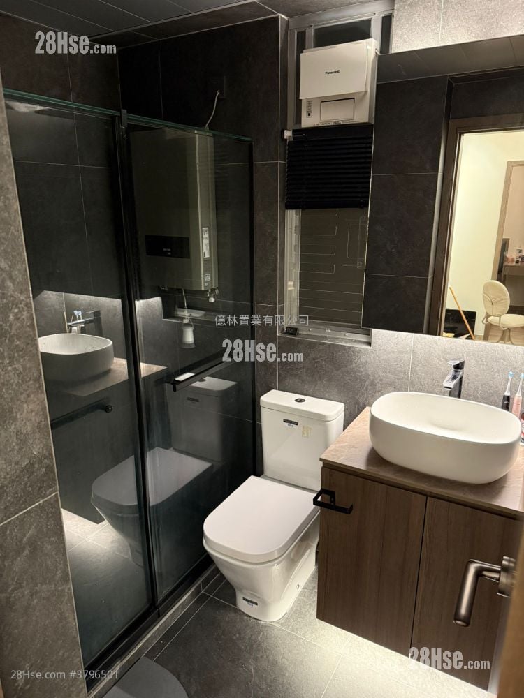 Bauhinia Garden Sell 1 Bedroom , 1 Bathroom 427 ft²