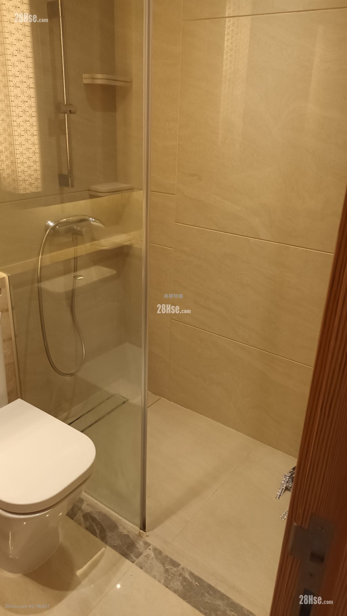 天寰 租盘 1 房 , 1 浴室 343 平方尺