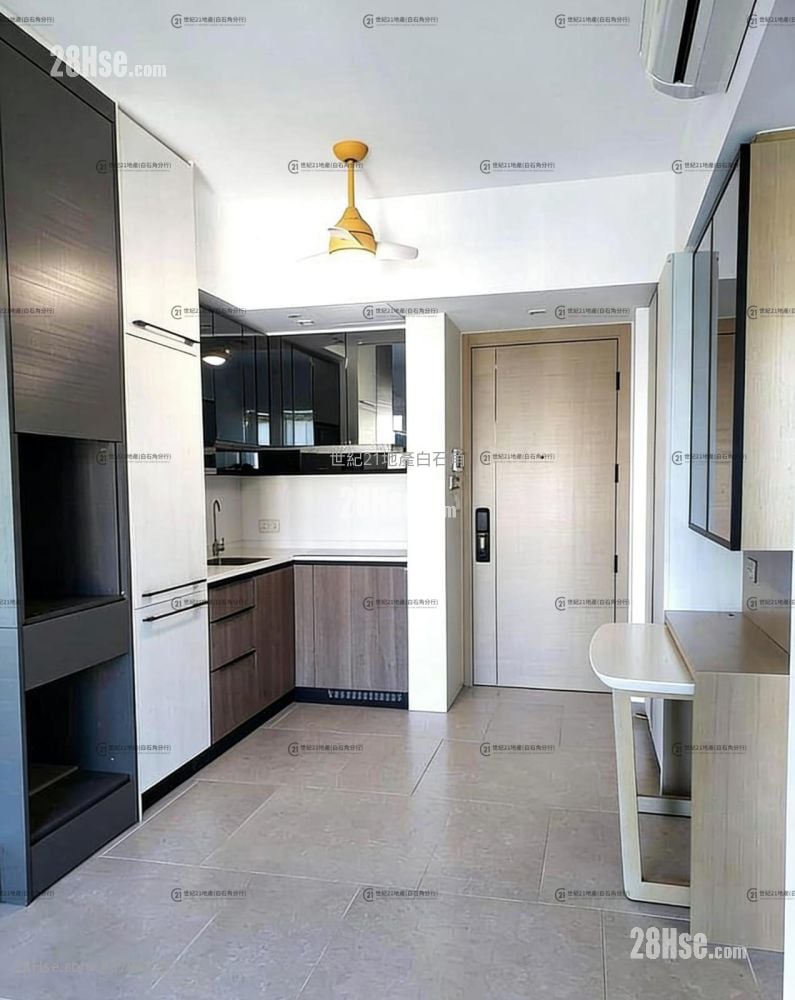 St Martin Sell 2 Bedrooms , 1 Bathroom 503 ft²