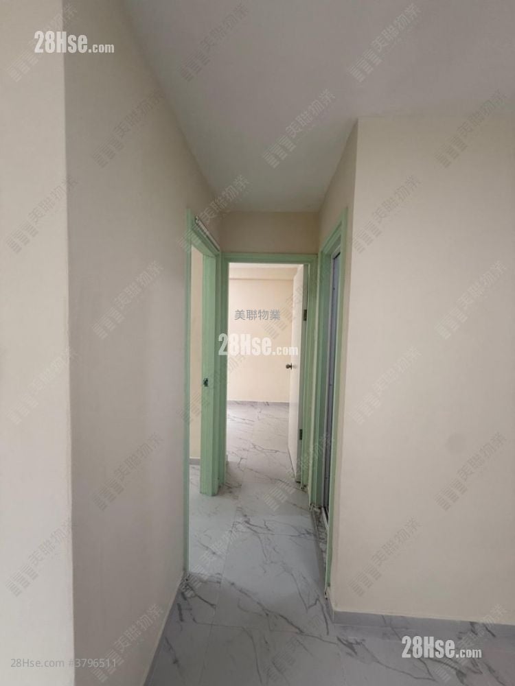 兆康苑 售盘 2 房 431 平方尺