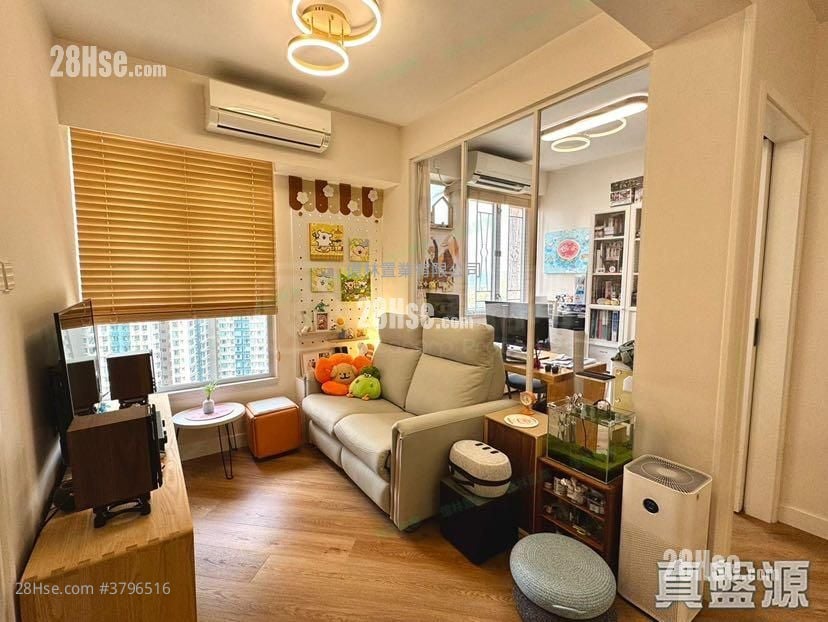 Bauhinia Garden Sell 2 Bedrooms , 1 Bathroom 427 ft²