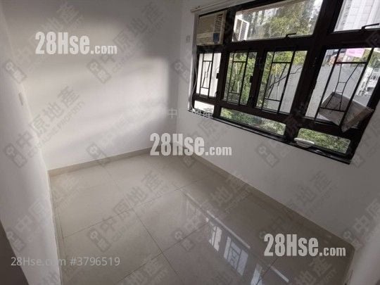 Clague Garden Estate Sell 2 Bedrooms , 1 Bathroom 442 ft²