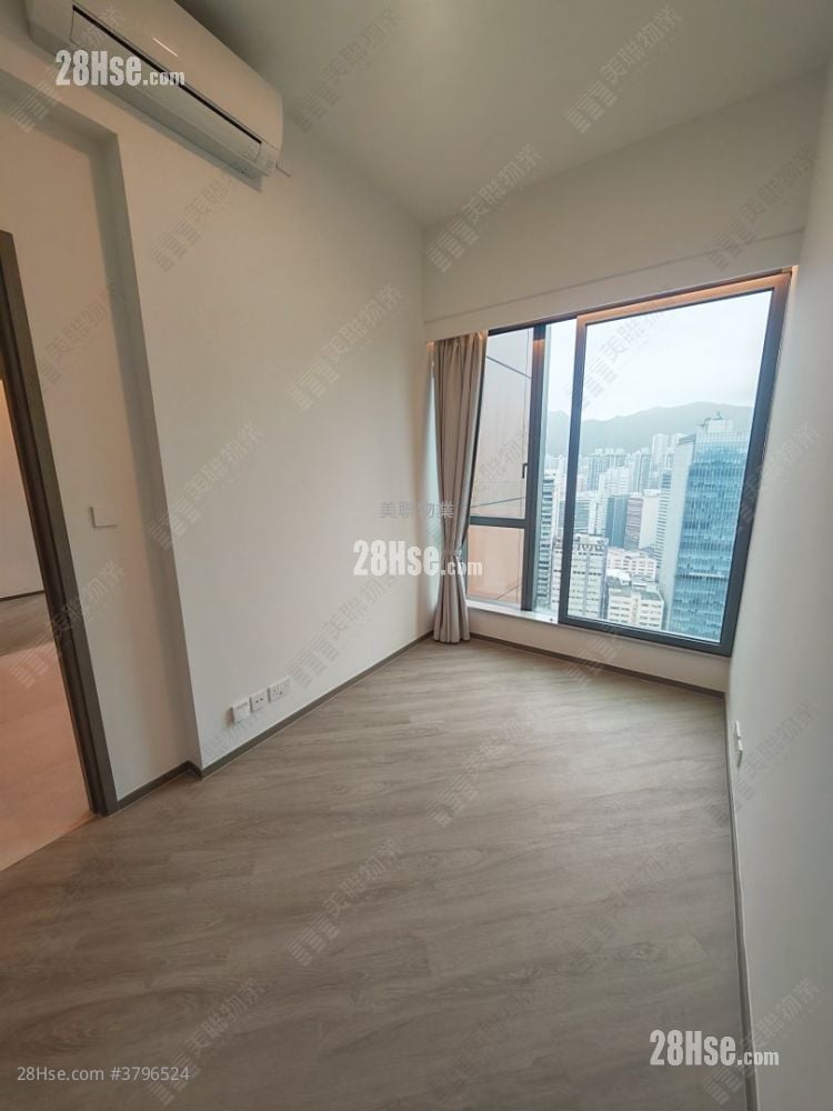 Cullinan Sky Rental 2 Bedrooms , 1 Bathroom 454 ft²