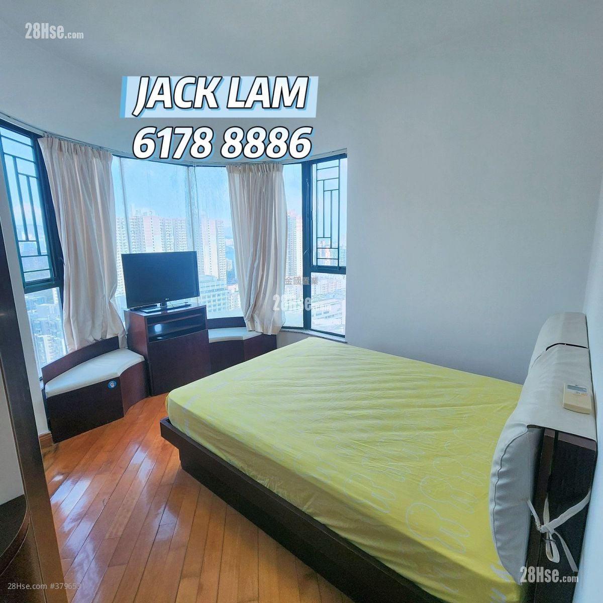 Ellery Terrace Sell 3 Bedrooms , 2 Bathrooms 913 ft²