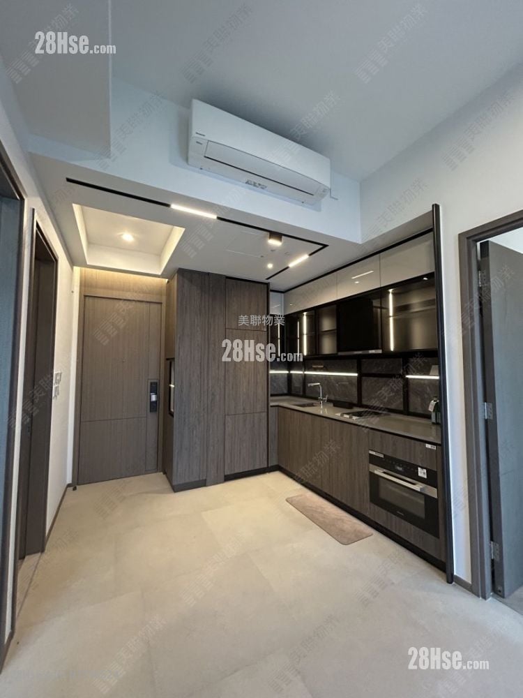 Cullinan Sky Rental 2 Bedrooms , 1 Bathroom 454 ft²