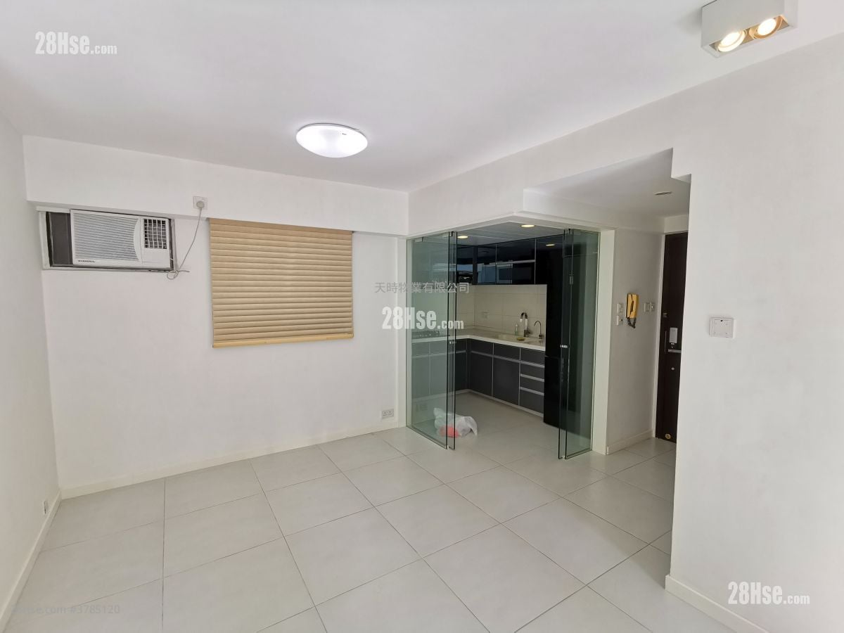 Tanner Garden Sell 2 Bedrooms , 2 Bathrooms 674 ft²