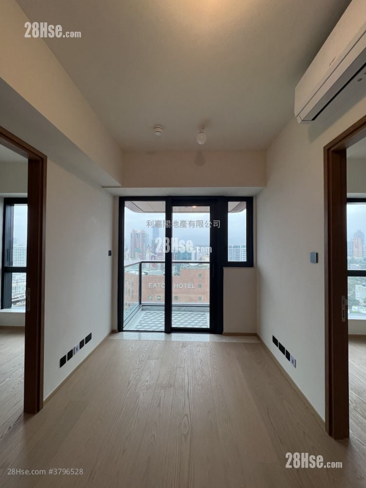 高临 租盘 2 房 , 1 浴室 382 平方尺