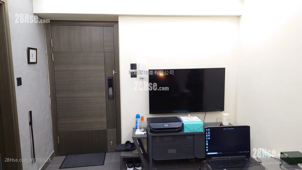 The Metro City Sell 2 Bedrooms , 1 Bathroom 364 ft²