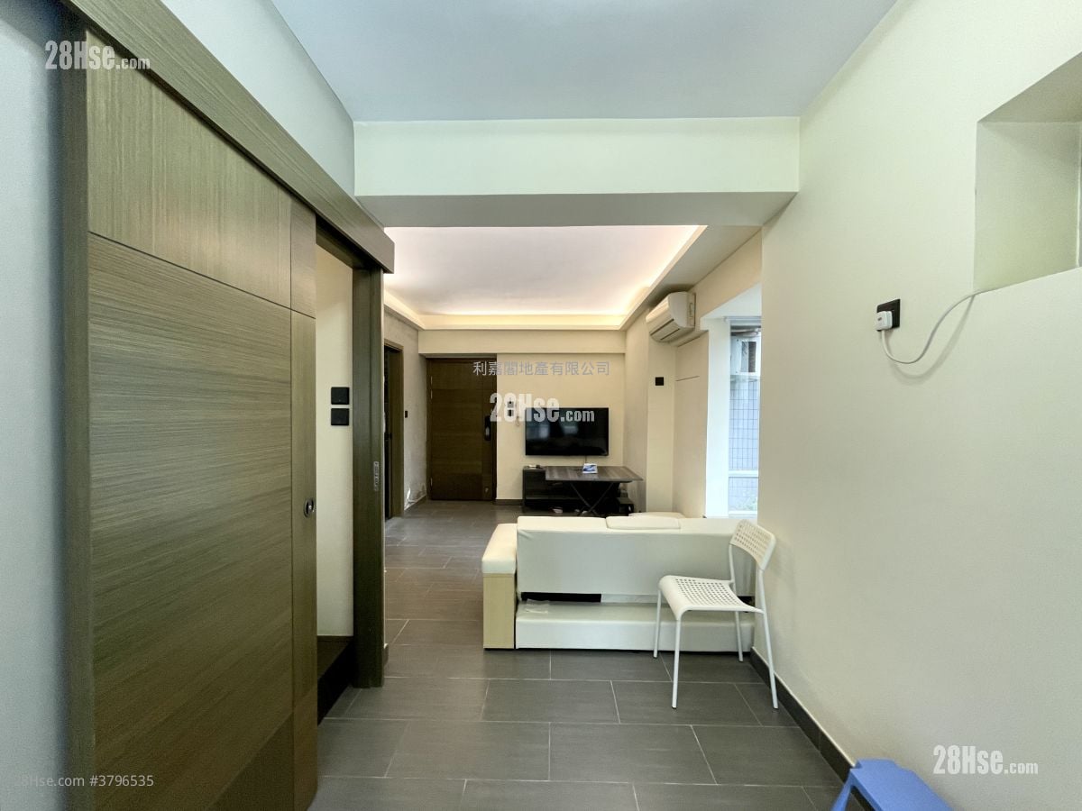 The Metro City Sell 2 Bedrooms , 1 Bathroom 364 ft²