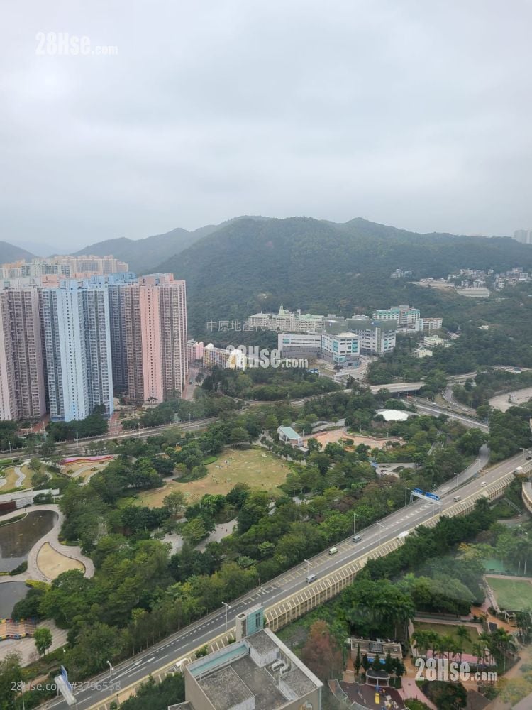 Nan Fung Plaza Sell 4 Bedrooms , 3 Bathrooms 1,227 ft²