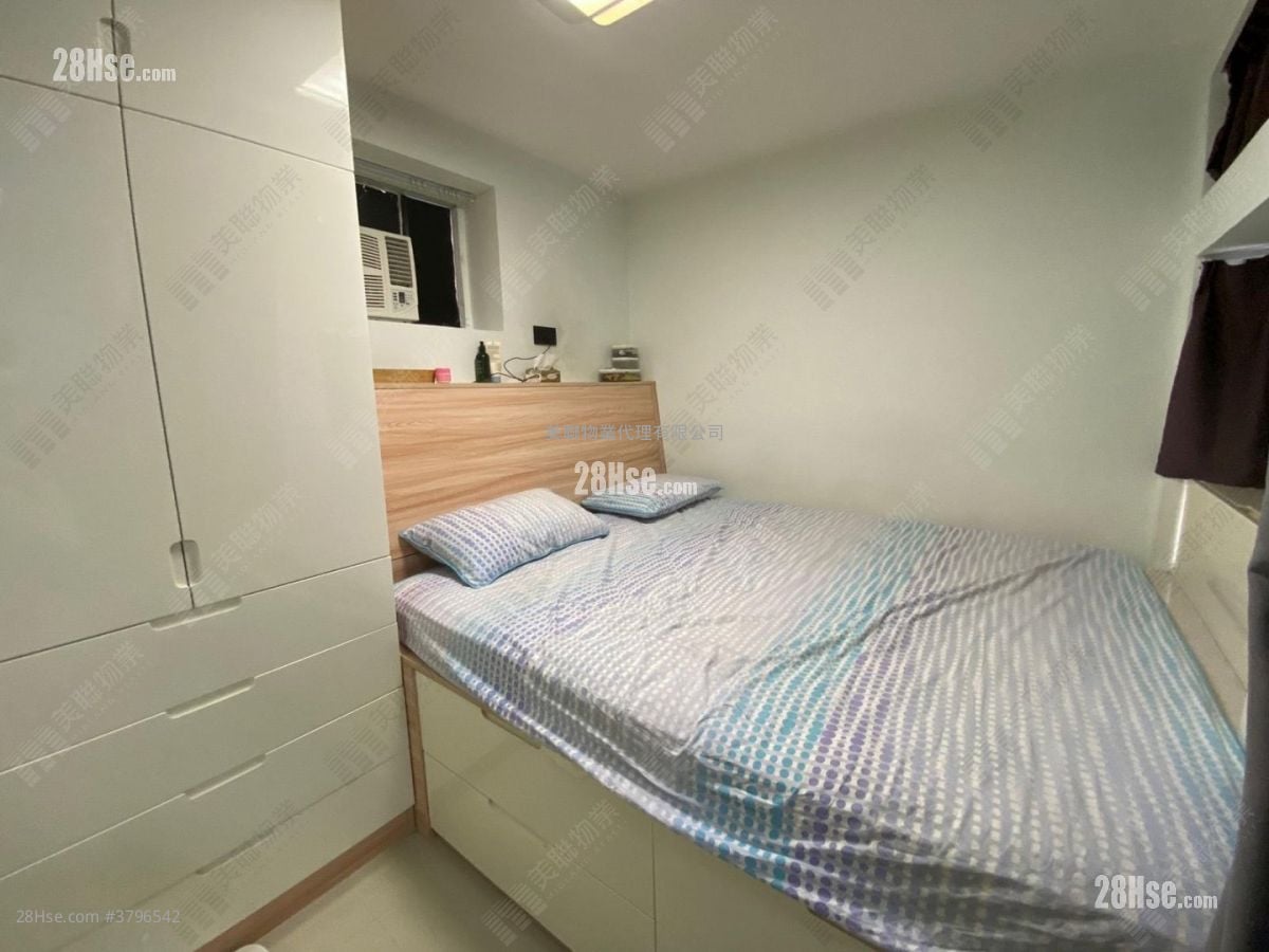 Riviera Gardens Sell 3 Bedrooms 497 ft²