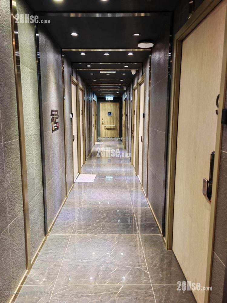 Lanton Industrial Building Rental 95 ft²