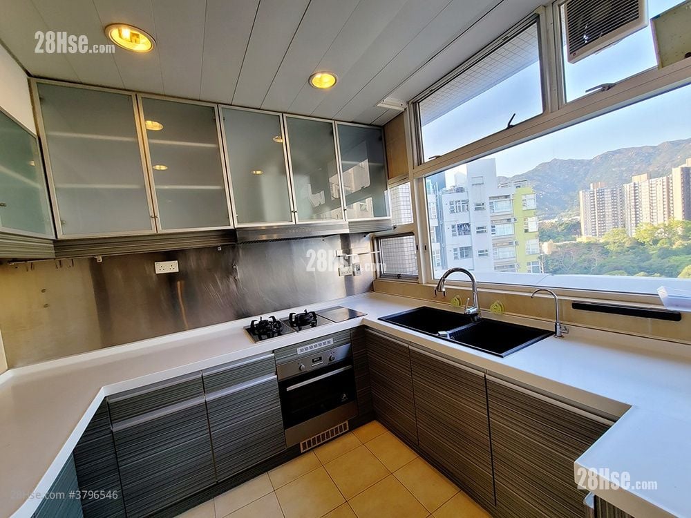 The Hillgrove Rental 3 Bedrooms , 3 Bathrooms