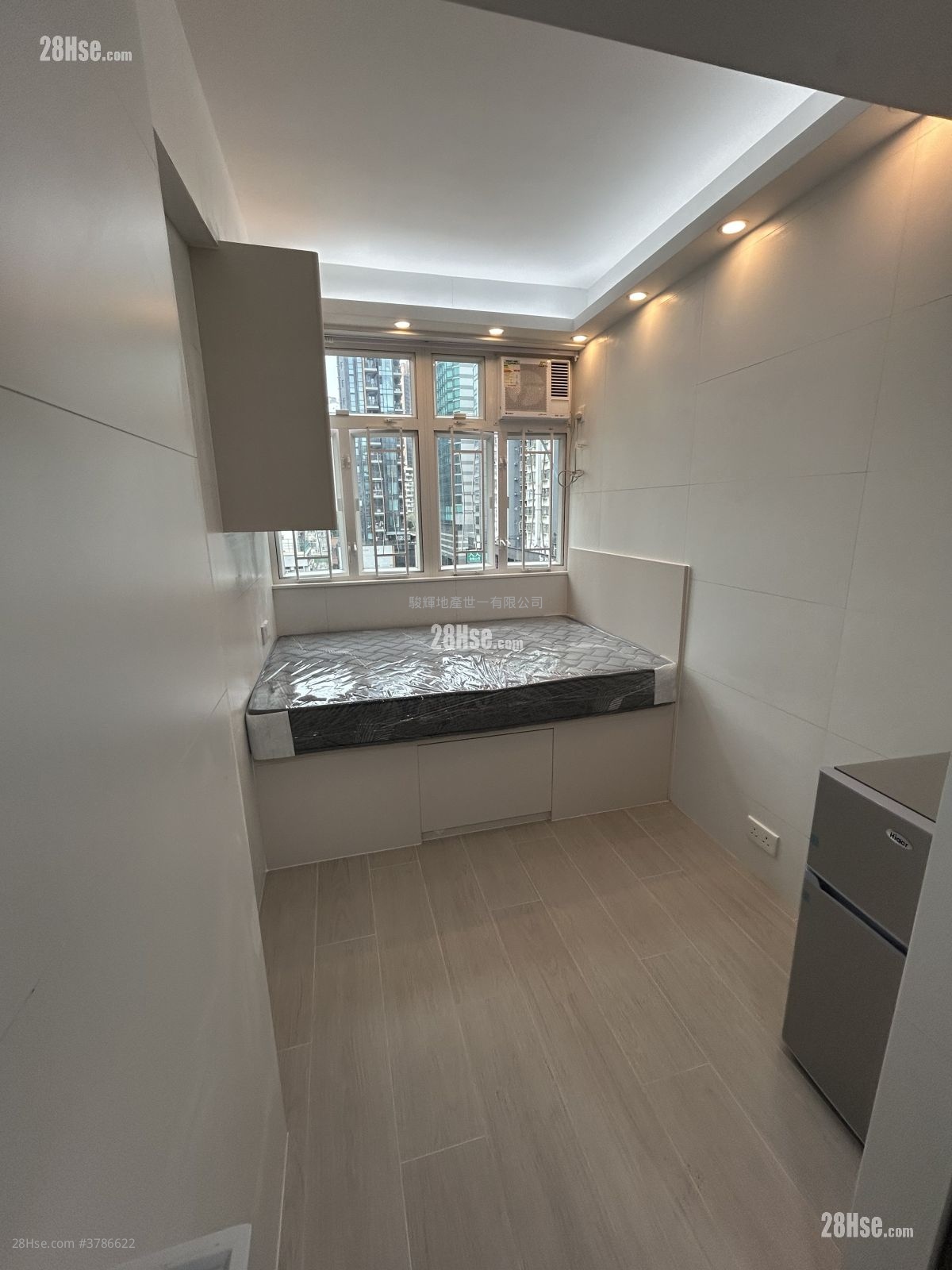 四海大厦 租盘 1 房 , 1 浴室 140 平方尺