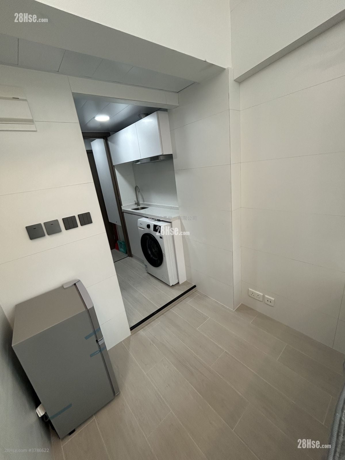 四海大厦 租盘 1 房 , 1 浴室 140 平方尺