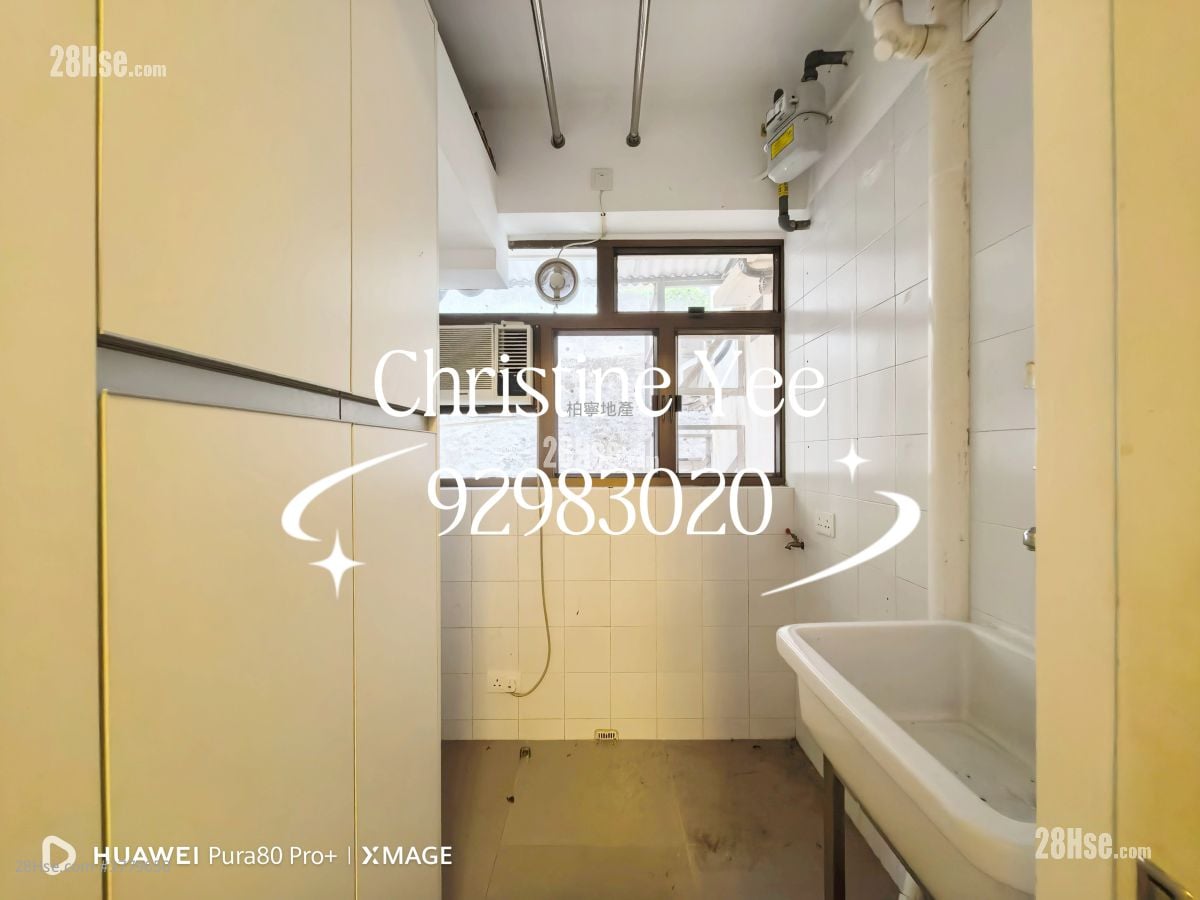 47-49 Blue Pool Road Rental 3 Bedrooms , 2 Bathrooms 1,276 ft²