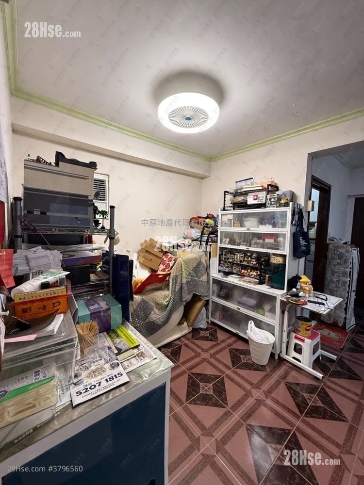 伟景花园 售盘 2 房 , 1 浴室 550 平方尺