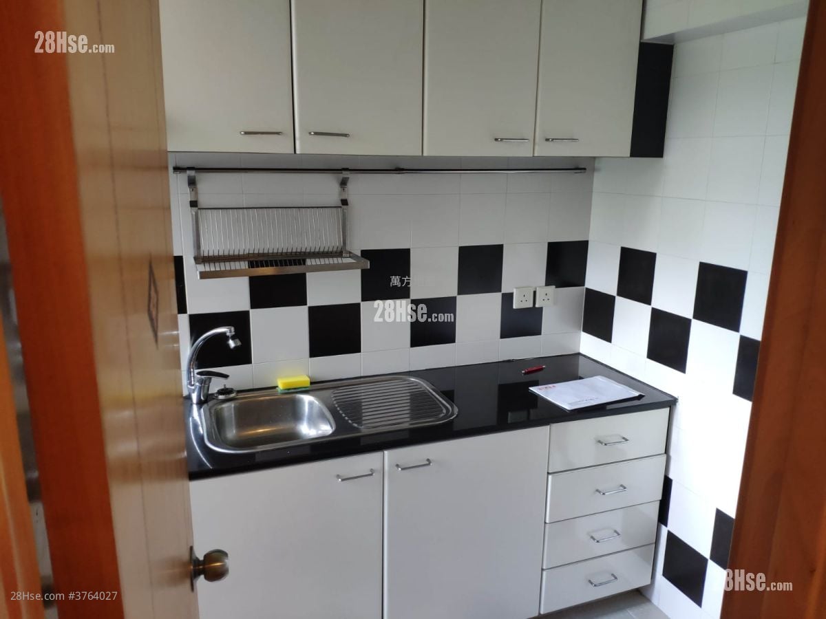 广林苑 售盘 2 房 , 1 浴室 384 平方尺